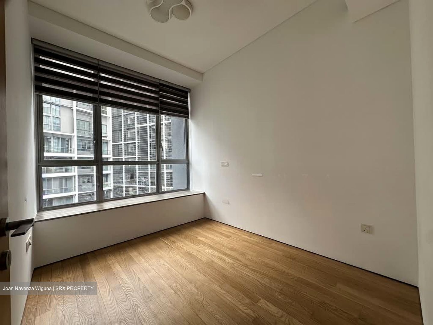 The Laurels (D9), Condominium #572644081